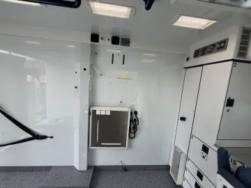 MERCEDES-BENZ Sprinter 519 Ambulanta