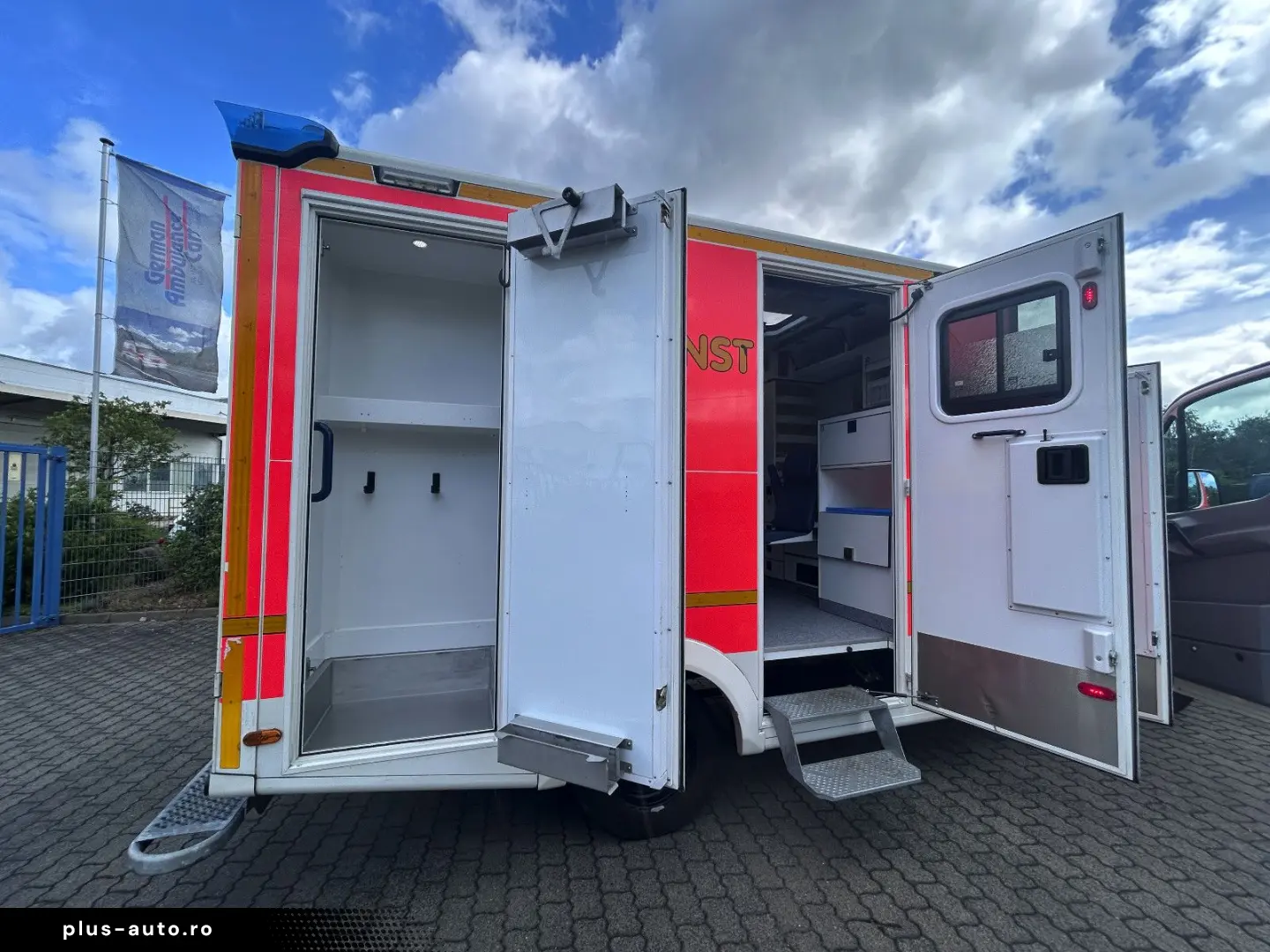 MERCEDES-BENZ Sprinter 519 Ambulanta