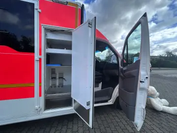 MERCEDES-BENZ Sprinter 519 Ambulanta