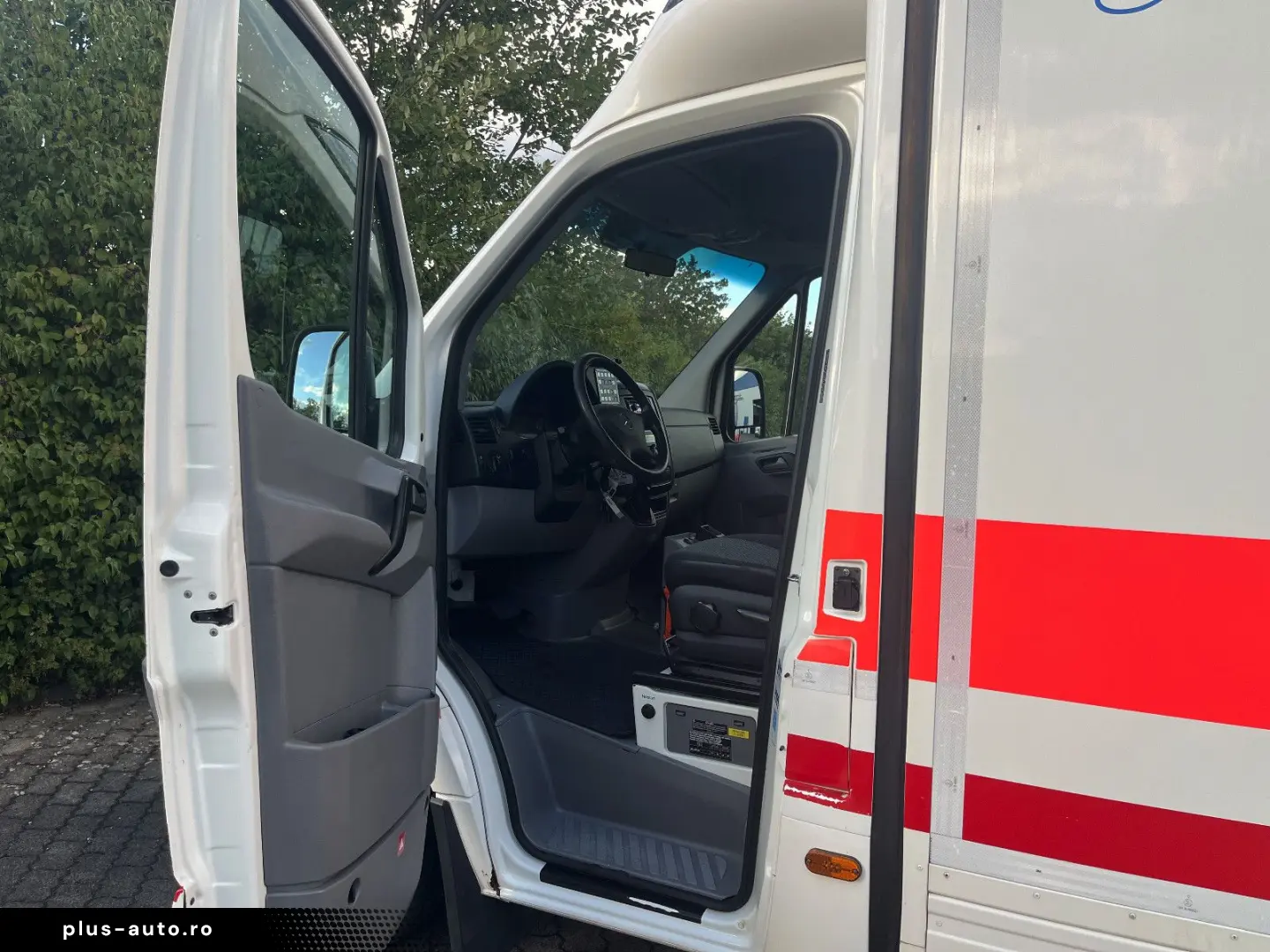 MERCEDES-BENZ 316 Ambulanta