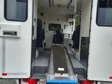 MERCEDES-BENZ 316 Ambulanta