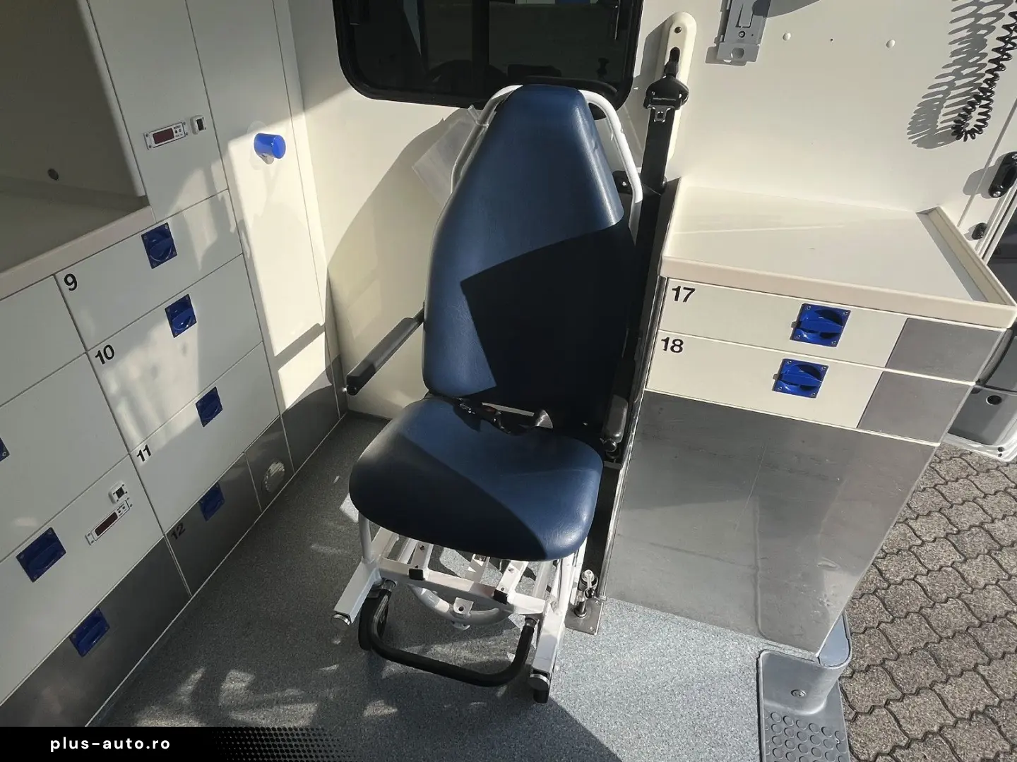 MERCEDES-BENZ 316 Ambulanta