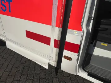MERCEDES-BENZ 316 Ambulanta