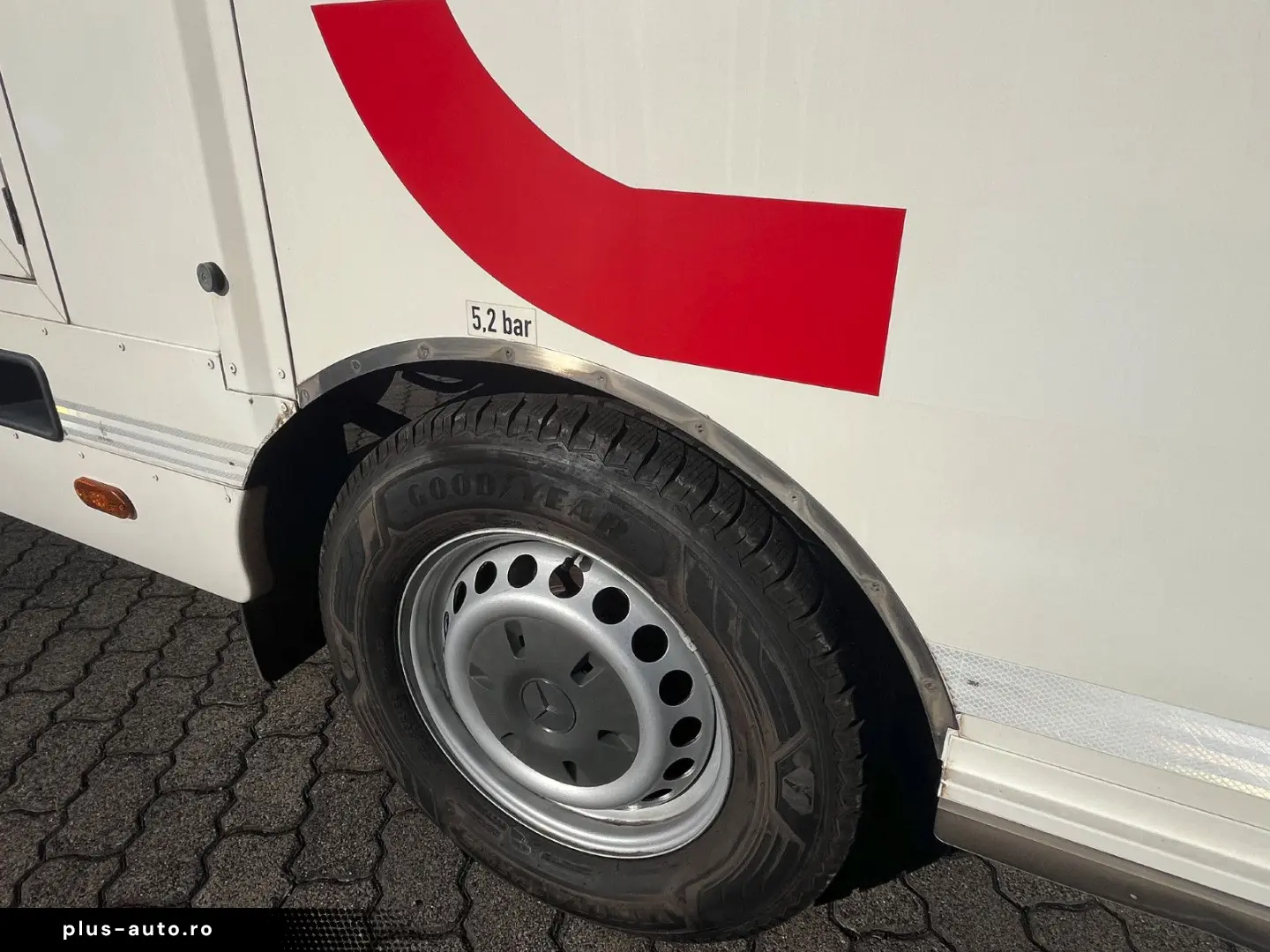 MERCEDES-BENZ 316 Ambulanta