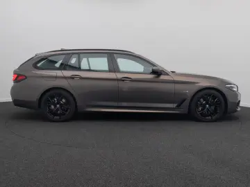 BMW 530e xD M Sport H K DAB HUD Individual 19Zoll