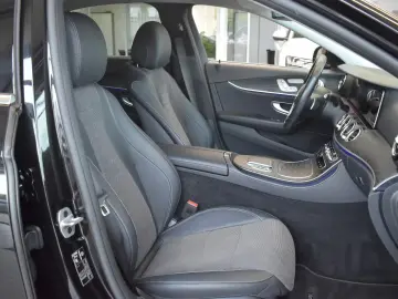 Mercedes-Benz E 220d Limo Avantgarde 9G-tronic LED
