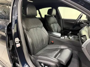 BMW M550i xDrive Limousine Standhzg AHK ACC 360 HUD