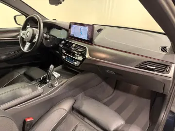 BMW M550i xDrive Limousine Standhzg AHK ACC 360 HUD