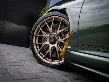 Porsche 718 GT4 RS