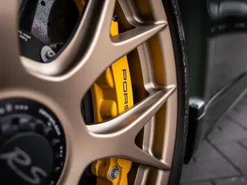 Porsche 718 GT4 RS