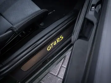 Porsche 718 GT4 RS
