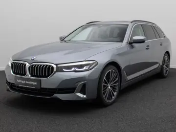 BMW 540i xD Luxury Line Panorama Kamera HUD 4xKlima