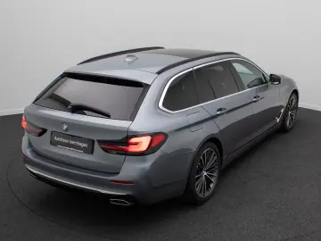 BMW 540i xD Luxury Line Panorama Kamera HUD 4xKlima