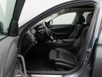 BMW 540i xD Luxury Line Panorama Kamera HUD 4xKlima
