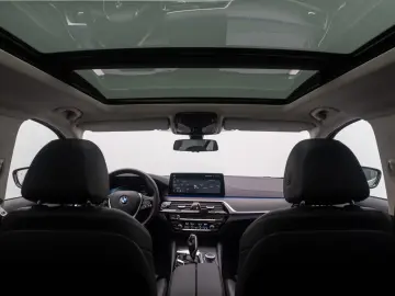 BMW 540i xD Luxury Line Panorama Kamera HUD 4xKlima