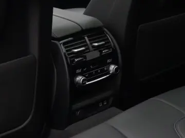 BMW 540i xD Luxury Line Panorama Kamera HUD 4xKlima
