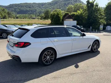 BMW 520d xDrive Touring M Sport HiFi