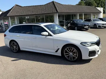 BMW 520d xDrive Touring M Sport HiFi