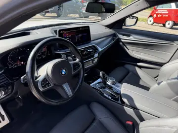 BMW 520d xDrive Touring M Sport HiFi