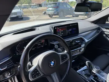 BMW 520d xDrive Touring M Sport HiFi