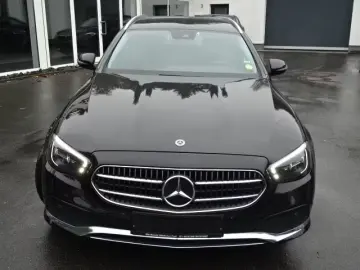 Mercedes-Benz E 200d t-Mod AVANTG LEDER NAV LED
