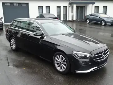 Mercedes-Benz E 200d t-Mod AVANTG LEDER NAV LED