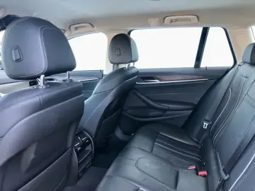BMW 540i xDrive Luxury AHK LASER SofC CAM HUD
