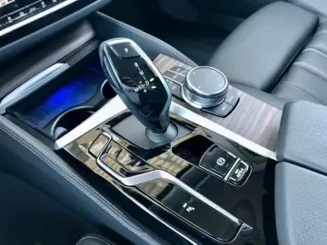 BMW 540i xDrive Luxury AHK LASER SofC CAM HUD