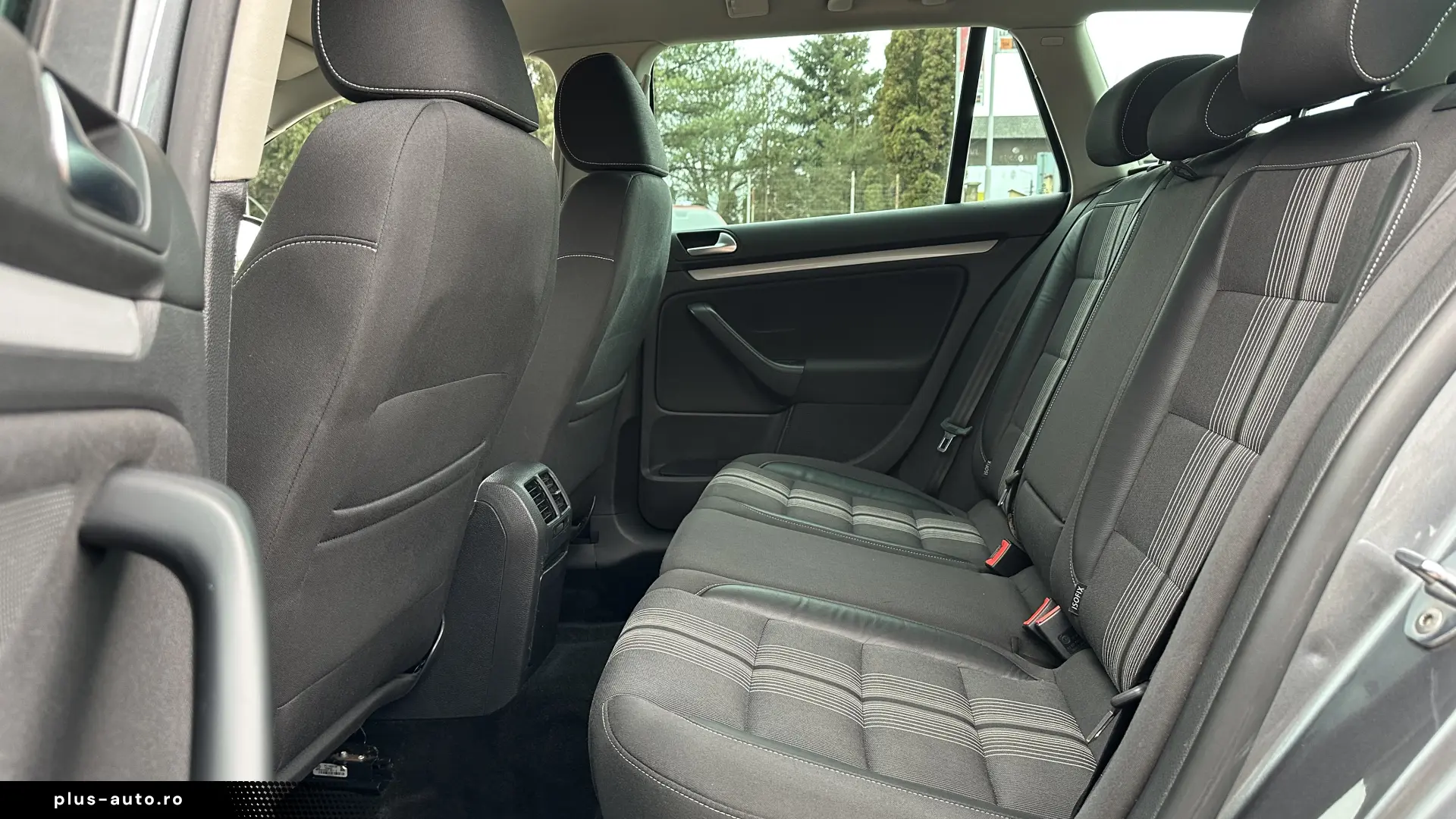 VW GOLF VI 1.6 TDI MATCH  105CP