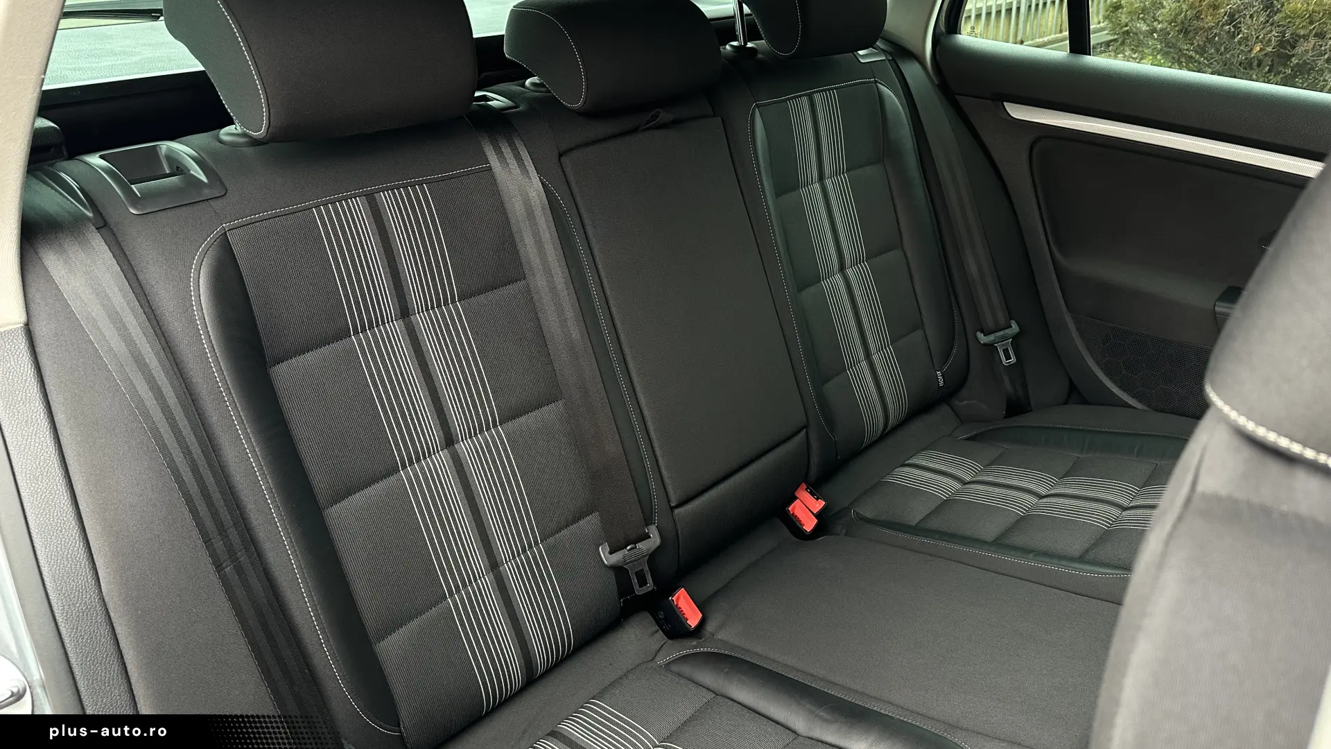 VW GOLF VI 1.6 TDI MATCH  105CP
