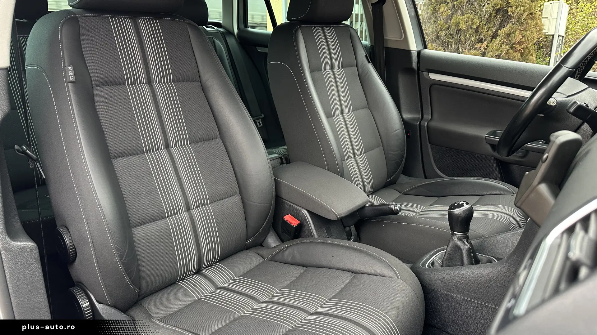 VW GOLF VI 1.6 TDI MATCH  105CP