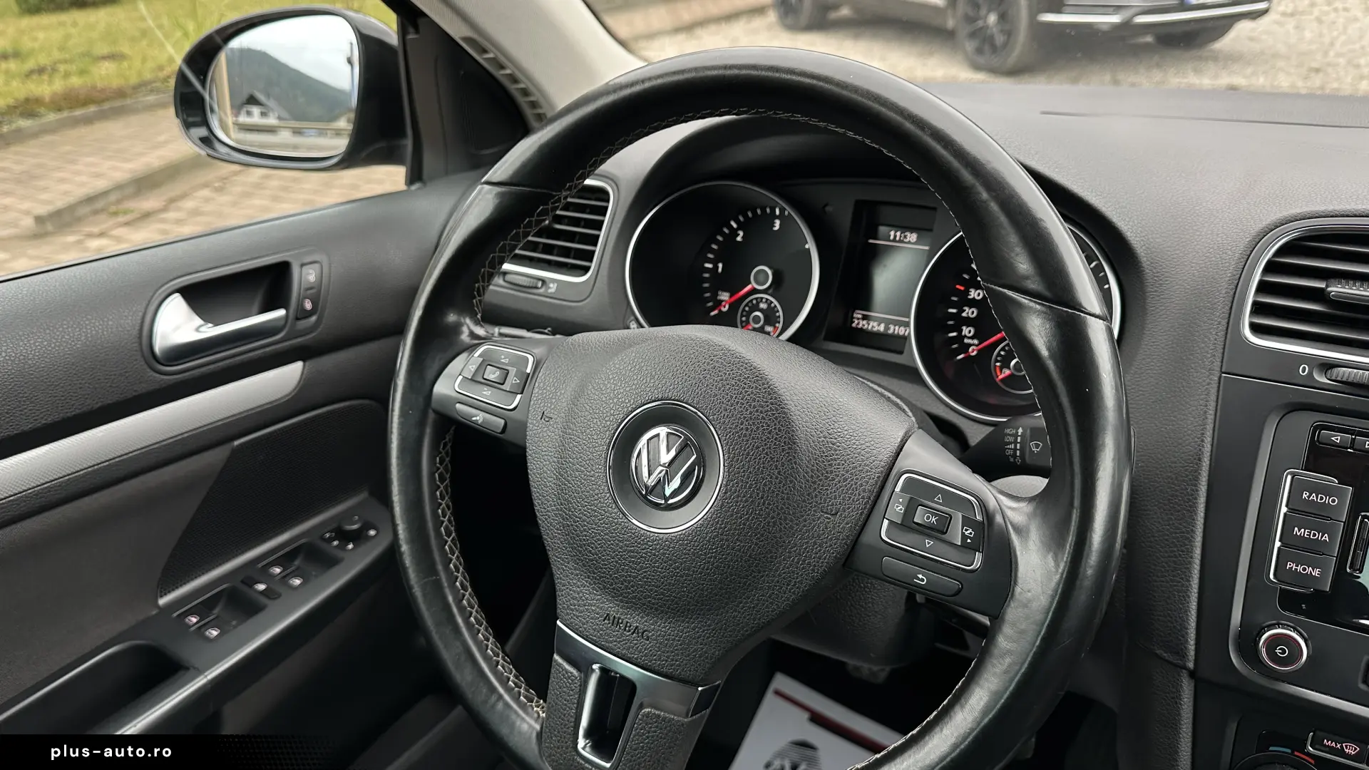 VW GOLF VI 1.6 TDI MATCH  105CP