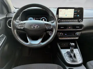 HYUNDAI Kona Trend Hybrid 141PS Navi Kamera!