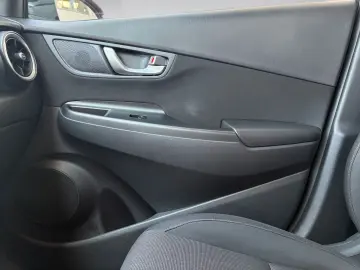 HYUNDAI Kona Trend Hybrid 141PS Navi Kamera!