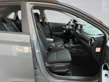 HYUNDAI Kona Trend Hybrid 141PS Navi Kamera!