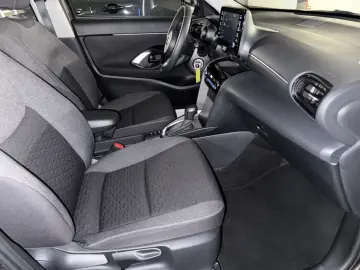 TOYOTA Yaris Cross Hybrid Comfort ACC CarPlay Kamera