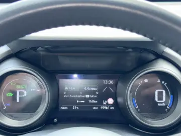 TOYOTA Yaris Cross Hybrid Comfort ACC CarPlay Kamera