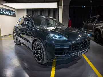 Porsche Cayenne TURBO E-HYBRID