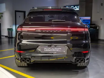 Porsche Cayenne TURBO E-HYBRID