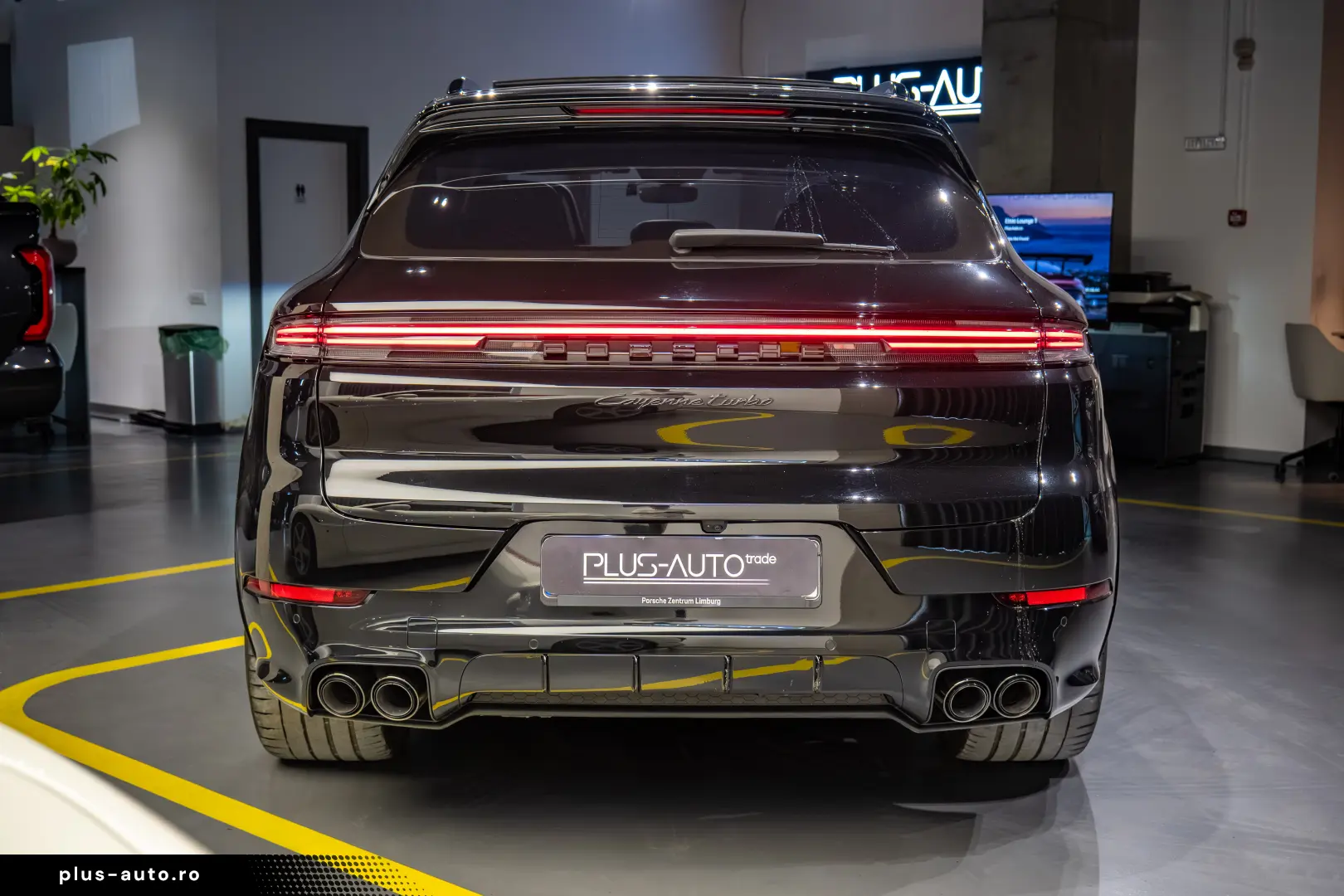 Porsche Cayenne TURBO E-HYBRID