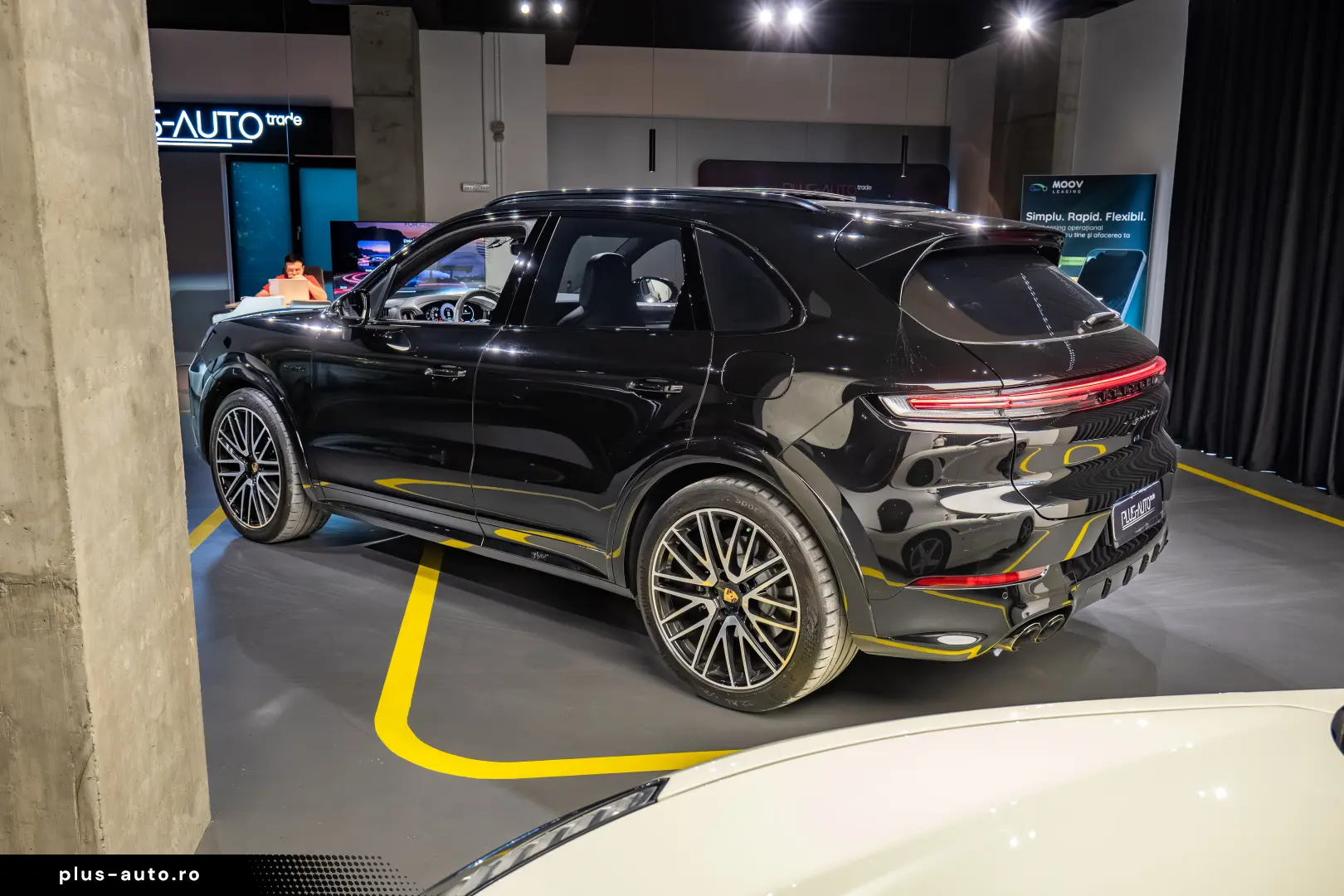 Porsche Cayenne TURBO E-HYBRID