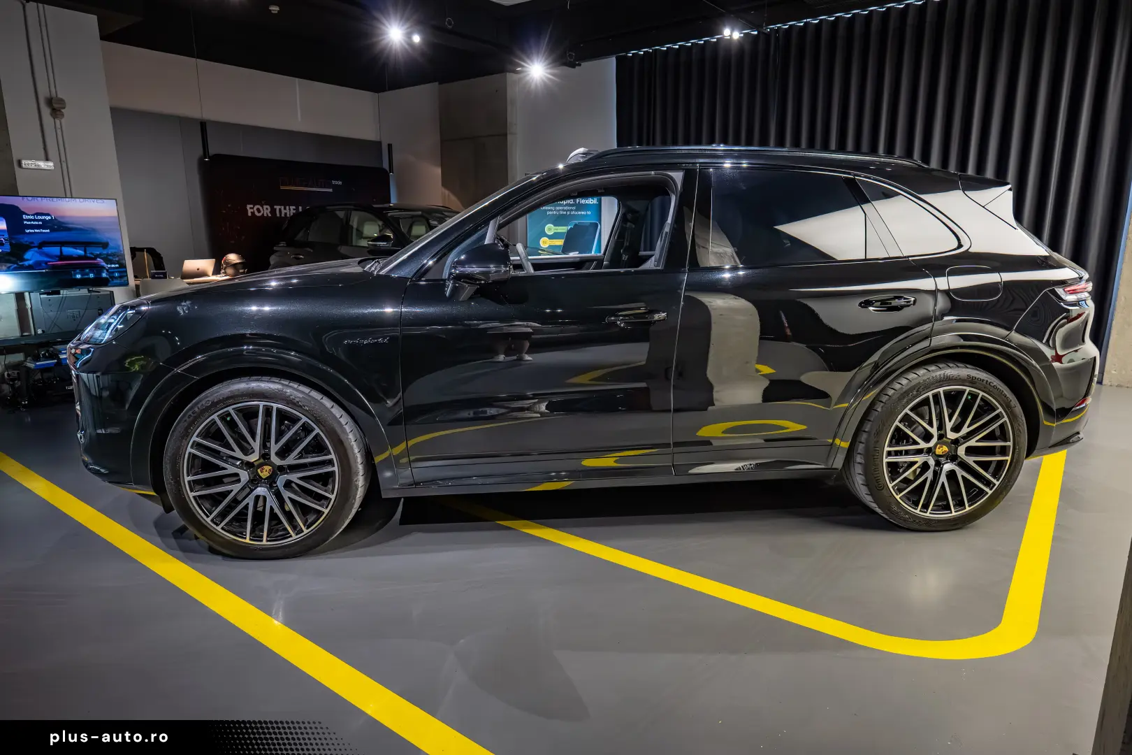 Porsche Cayenne TURBO E-HYBRID