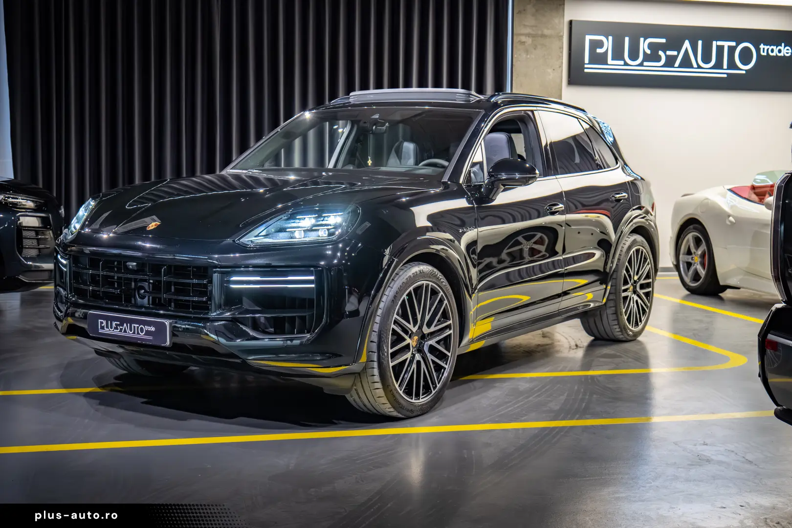 Porsche Cayenne TURBO E-HYBRID