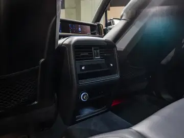 Porsche Cayenne TURBO E-HYBRID