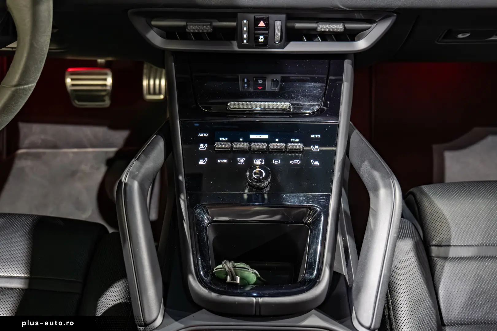 Porsche Cayenne TURBO E-HYBRID