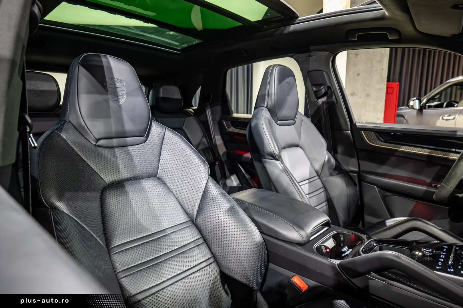 Porsche Cayenne TURBO E-HYBRID