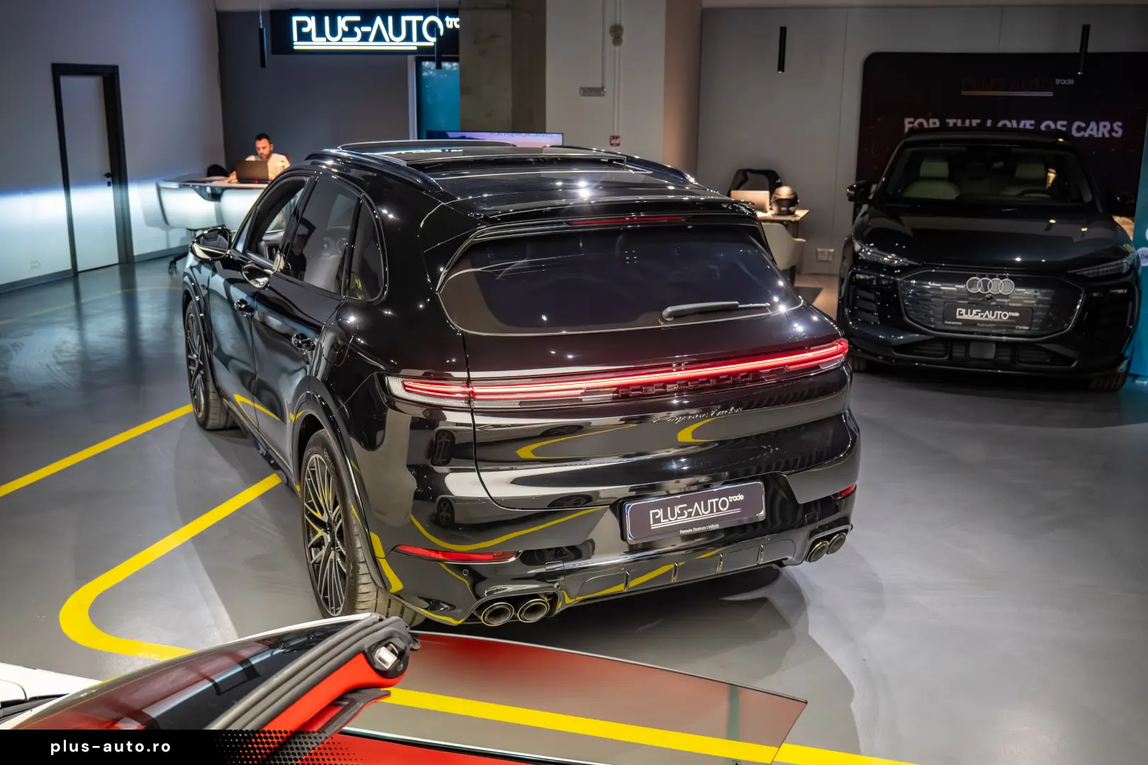 Porsche Cayenne TURBO E-HYBRID