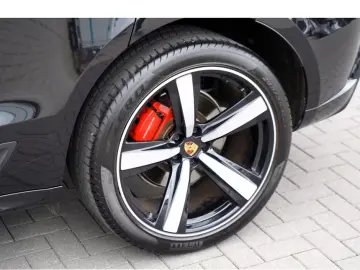 PORSCHE Macan S EXCLUSIVE PDLS  LEDER PANO 360-KAMERA BO