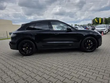 PORSCHE Macan GTS Sthzg Acc Pano PSCB Ahk Bose PASM