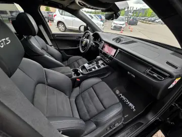 PORSCHE Macan GTS Sthzg Acc Pano PSCB Ahk Bose PASM